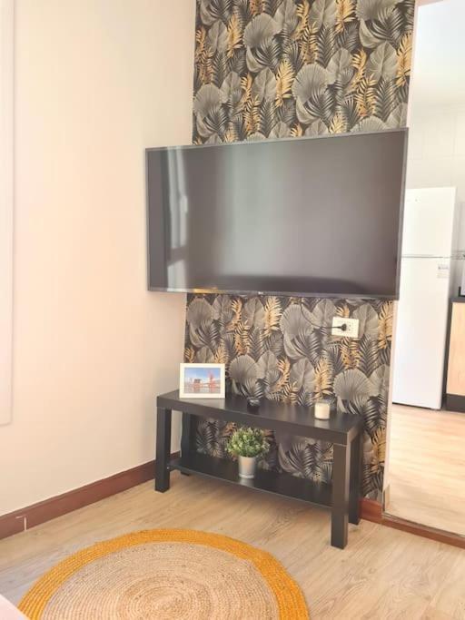 La Casita Verde. Metro Cerca Del Casco Viejo บิลเบา ภายนอก รูปภาพ